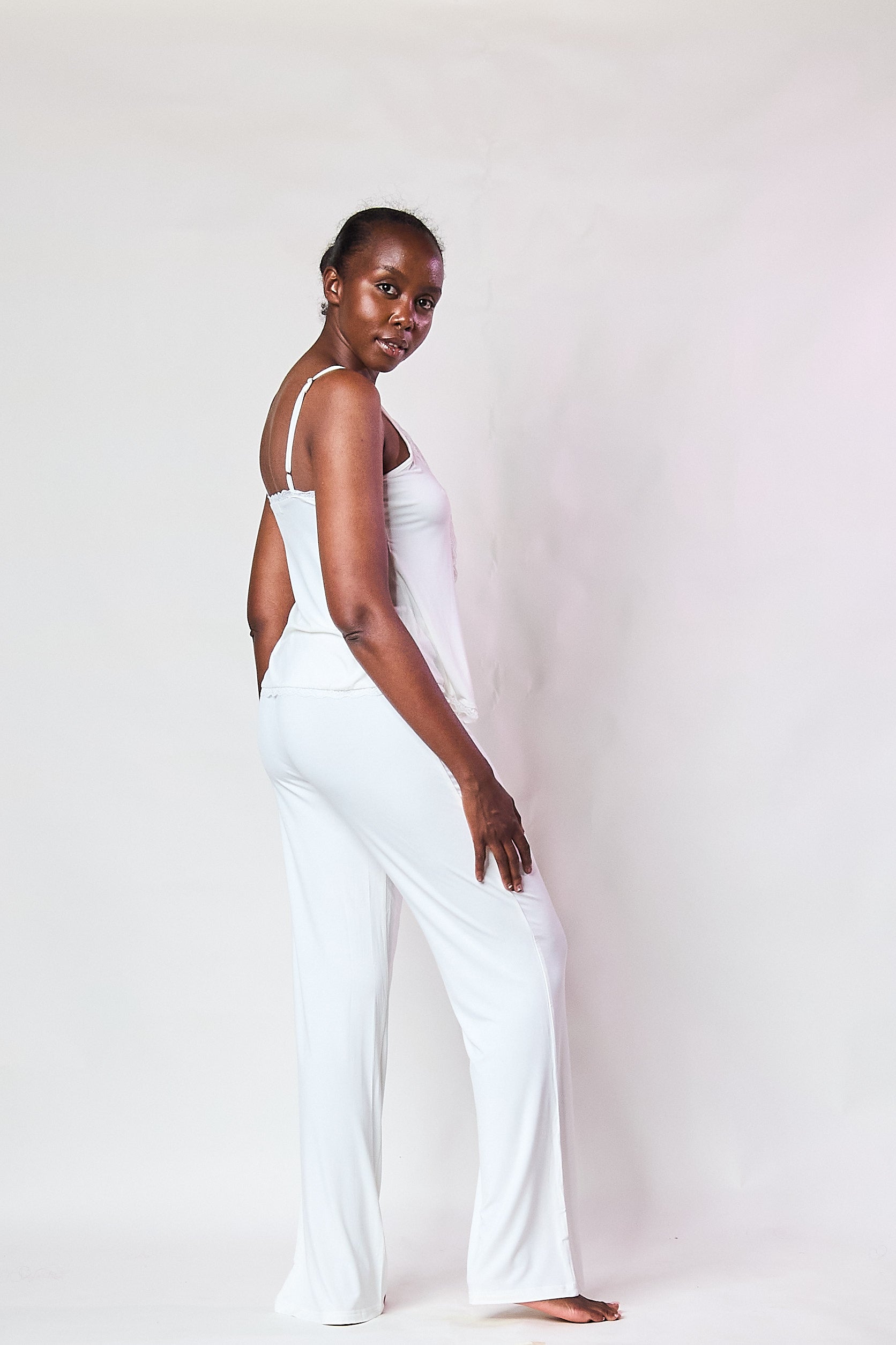 Whispering Ivory Set